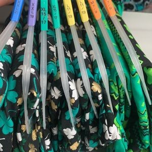 🍀Bundle of 8 St.Patty”s Leggings